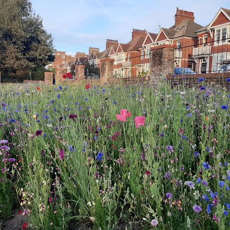 Coastal Chic Bed & Breakfast Bexhill-on-Sea Dış mekan fotoğraf